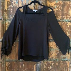 Open/Cold Shoulder long Sleeve Blouse